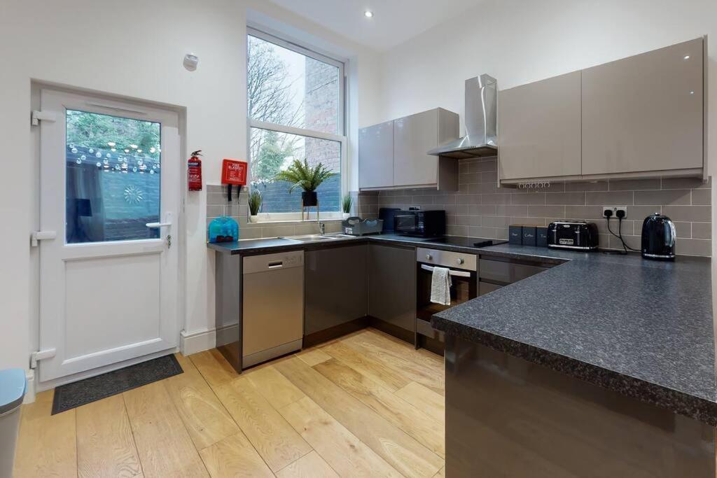 Lovely 2 Bedroom Apartment Near Highgate Station Londres Exterior foto
