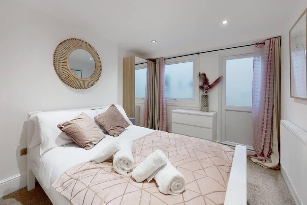 Lovely 2 Bedroom Apartment Near Highgate Station Londres Exterior foto