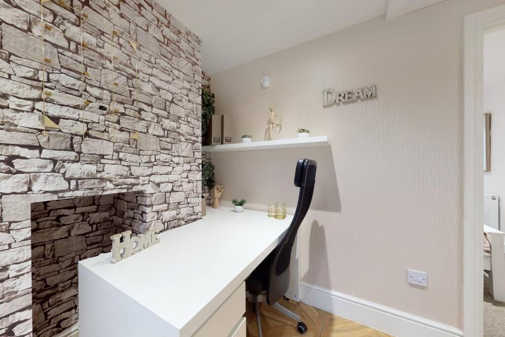 Lovely 2 Bedroom Apartment Near Highgate Station Londres Exterior foto